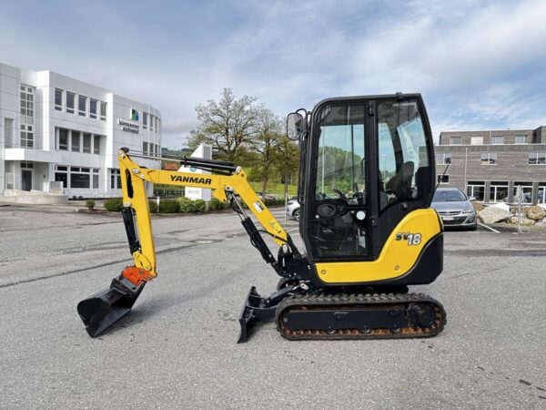 Yanmar SV 18 avec cabine