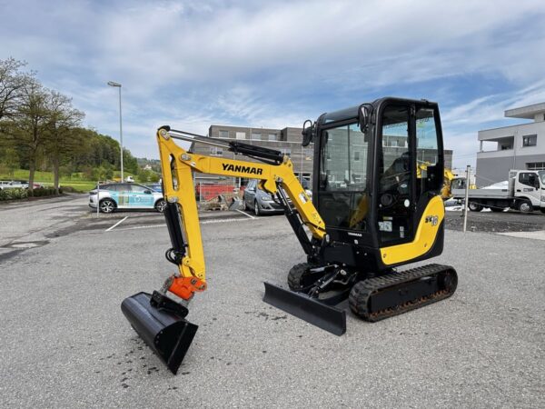 Yanmar SV 18 avec cabine