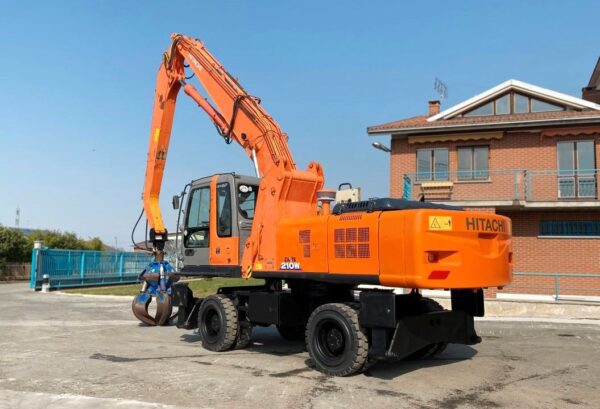 Hitachi ZX210 MH