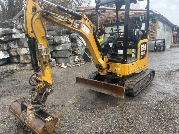 CAT 301.7 CR