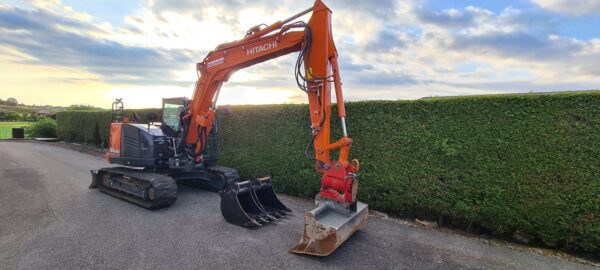 Hitachi Zaxis 85USB-6