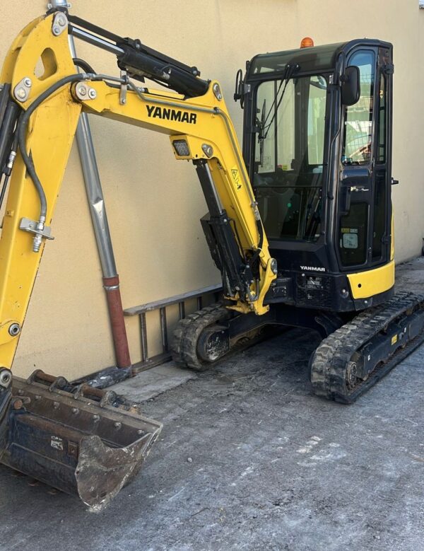 Yanmar Vio 26